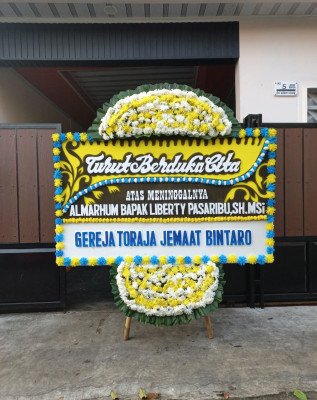 Papan Bunga Duka di Kembayan